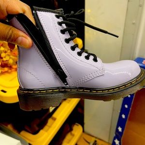 My daughter didn’t get a chance to wear them smh